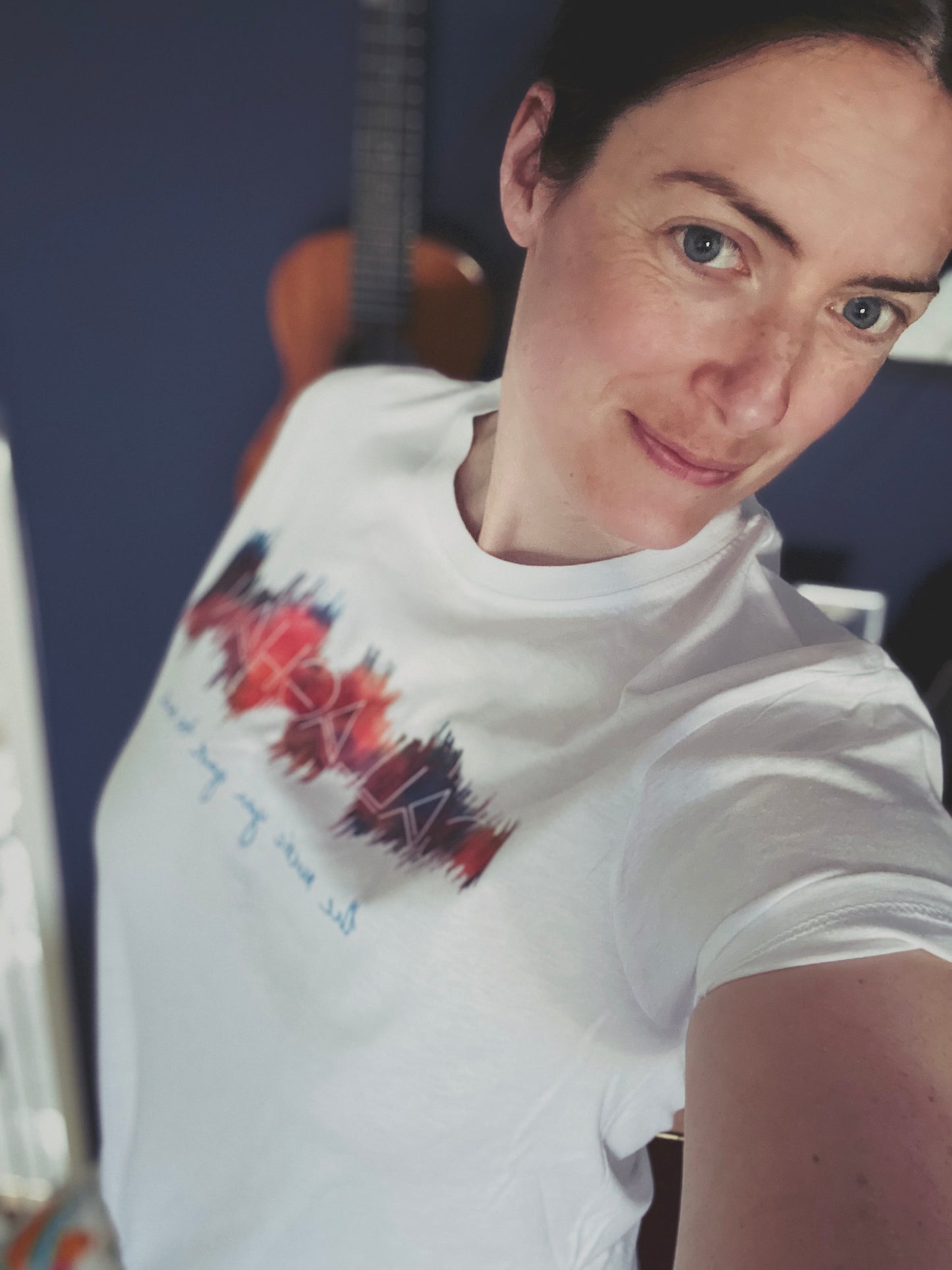 "Soundwave" T-shirt - The Music You Gave To Me